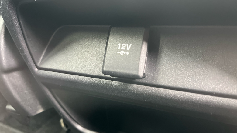 Jaguar E-Pace 2.0d Chequered Flag Edition 5dr Auto Diesel Estate